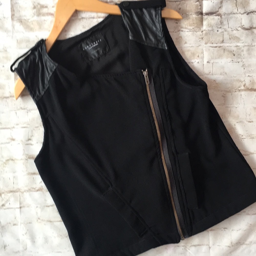 Anthropologie Sanctuary Black Zip Up Vest